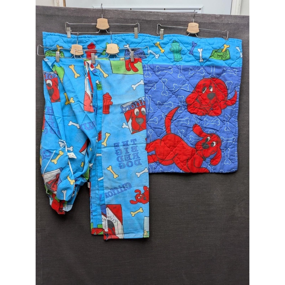 VTG Clifford the Big Red Dog Comforter Toddler Scholastic Dan River 2001 Set